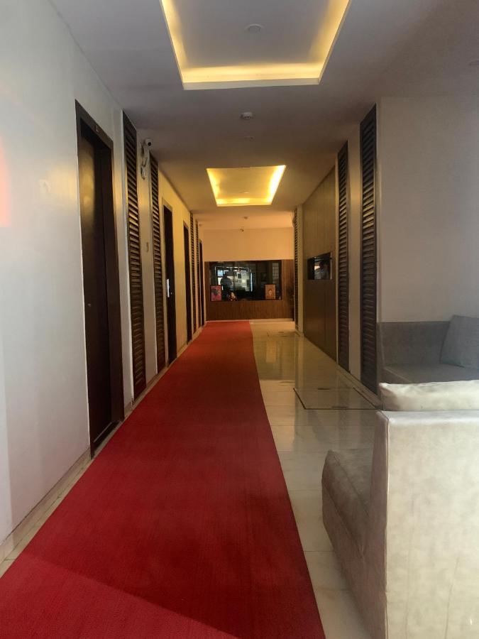 Hotel Merakee - Near Dahisar Mira Road Mumbai Zewnętrze zdjęcie